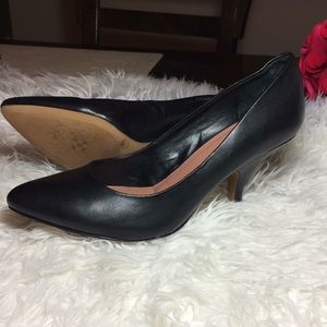 Vince Camuto heels 👠